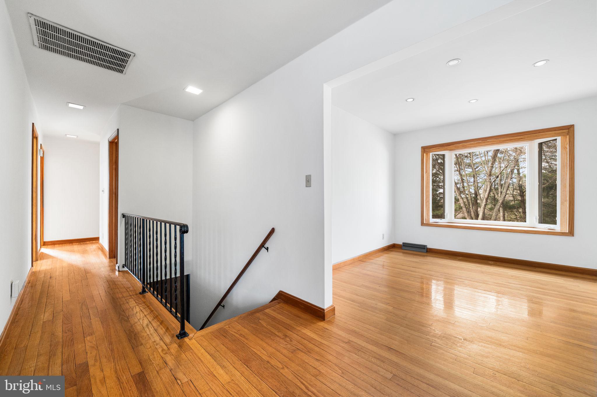 MONROVIA - Residential