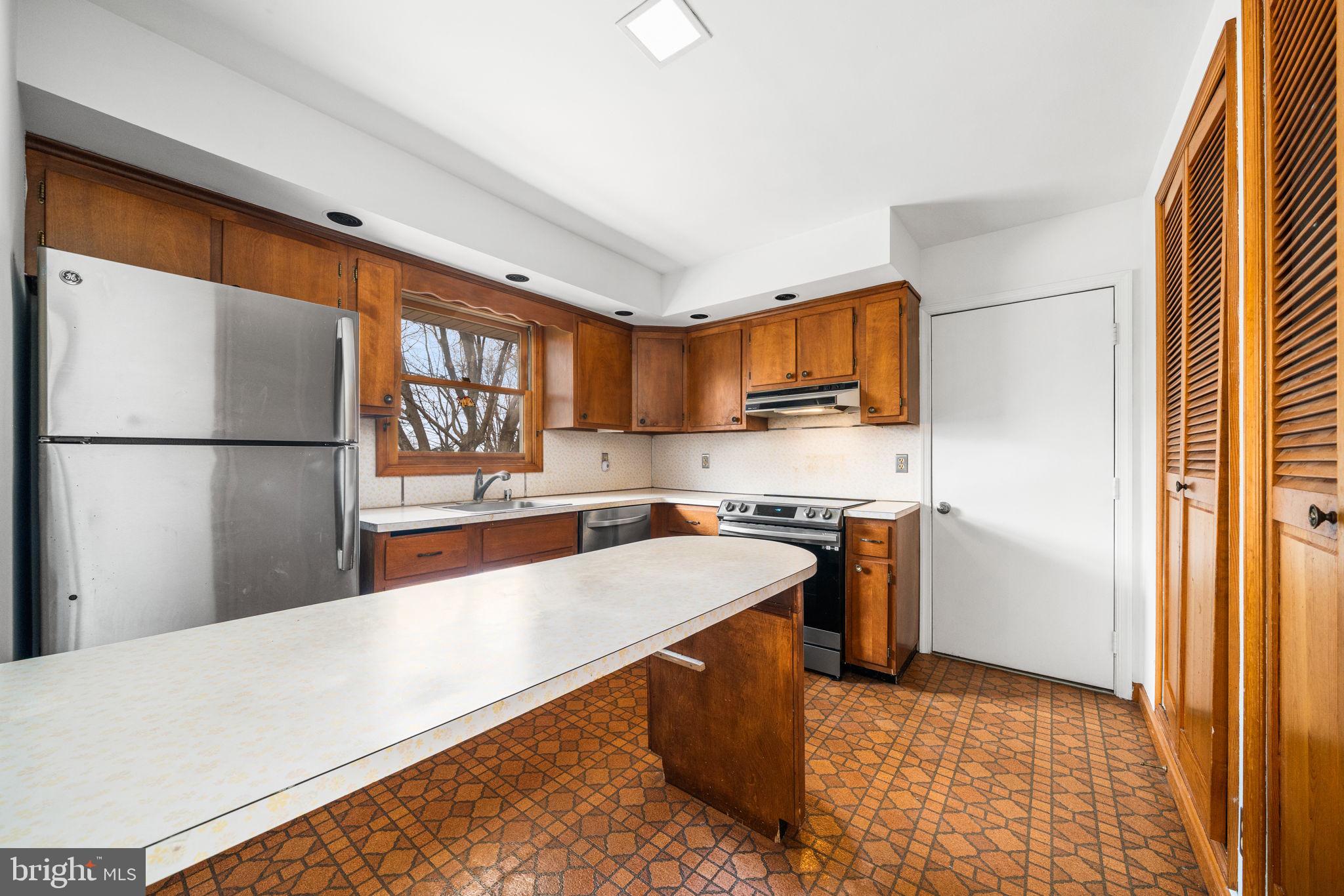 MONROVIA - Residential