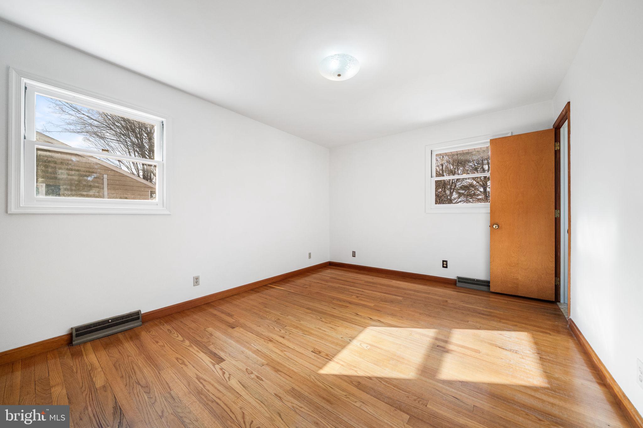 MONROVIA - Residential