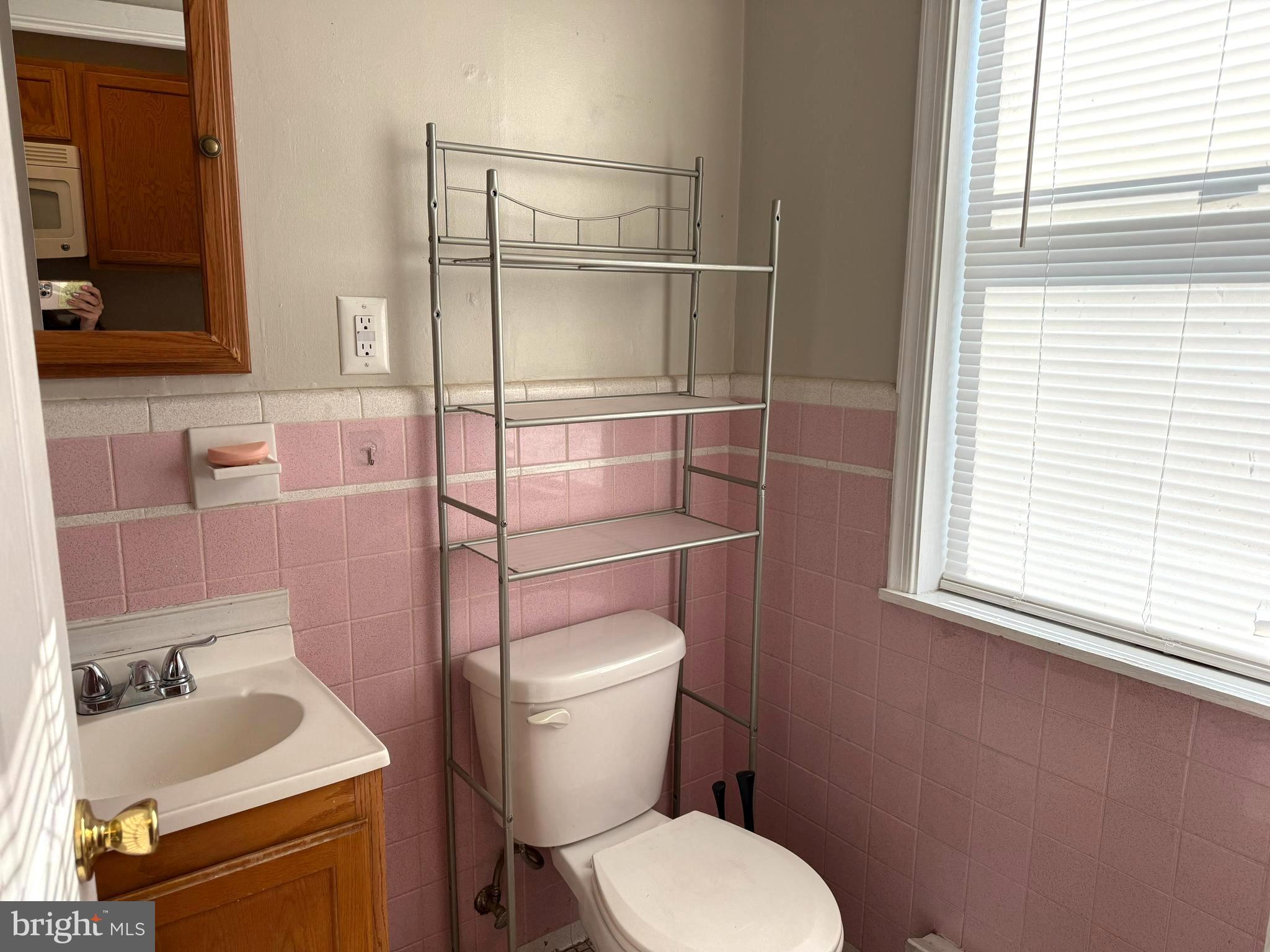 22695 WASHINGTON STREET 5