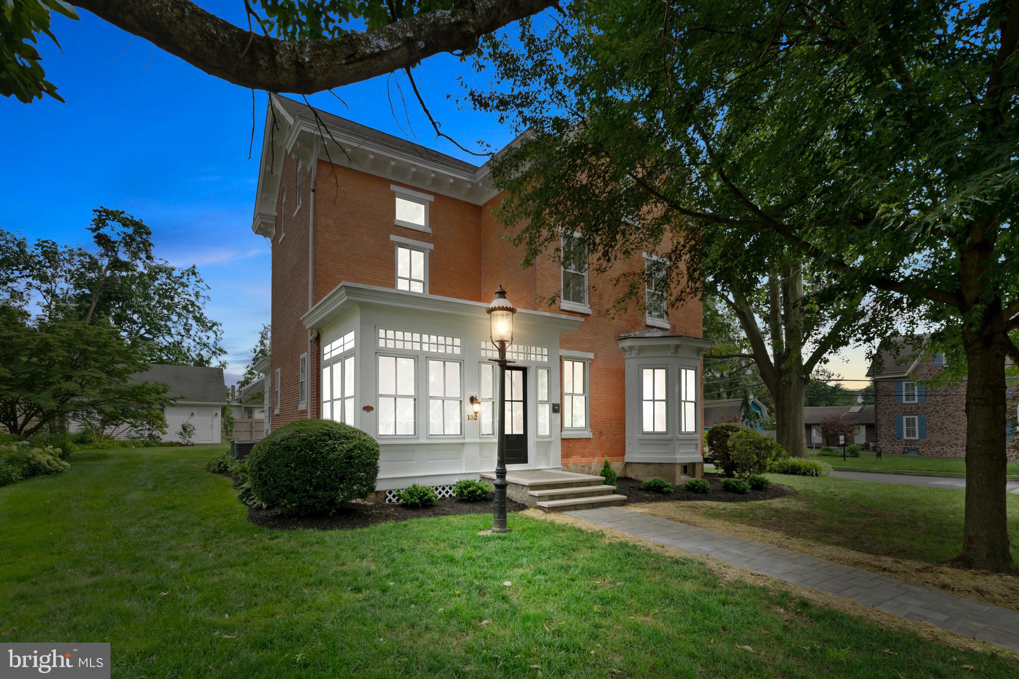 DOYLESTOWN BORO - Residential