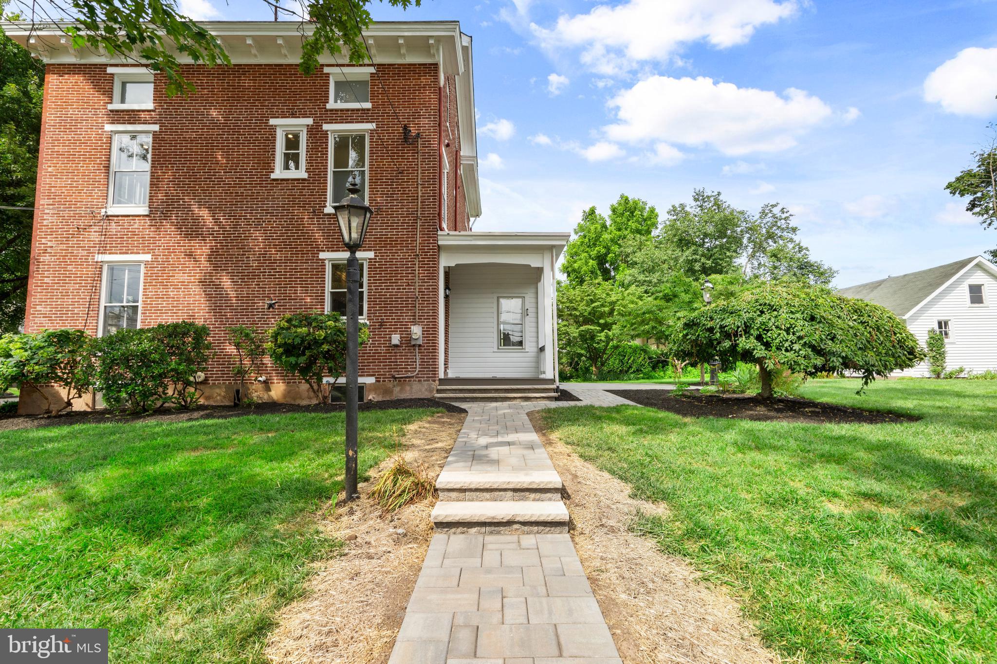 DOYLESTOWN BORO - Residential