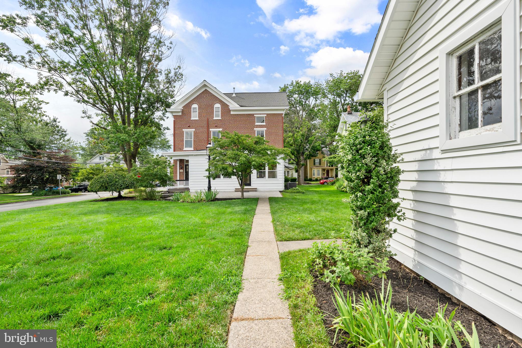 DOYLESTOWN BORO - Residential