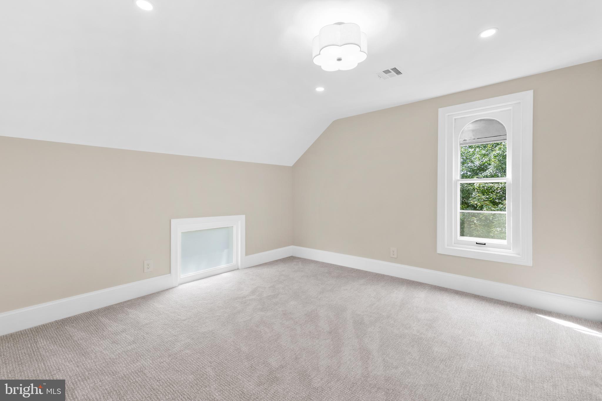 DOYLESTOWN BORO - Residential