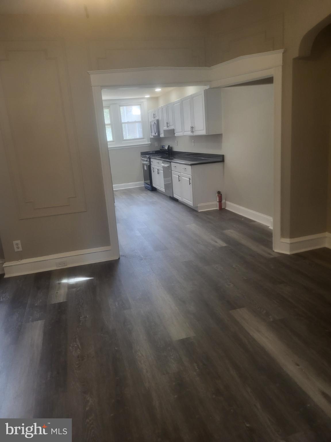 4211 E ROOSEVELT BOULEVARD