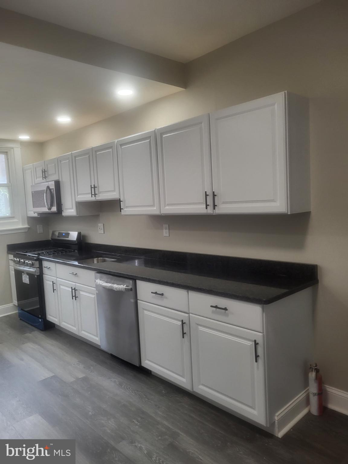 4211 E ROOSEVELT BOULEVARD