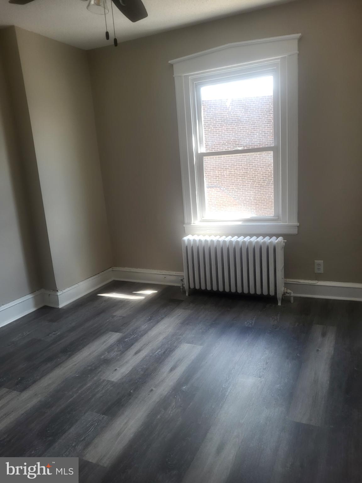 CRESCENTVILLE - Residential