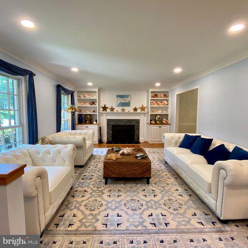 OLD FARM - Residential