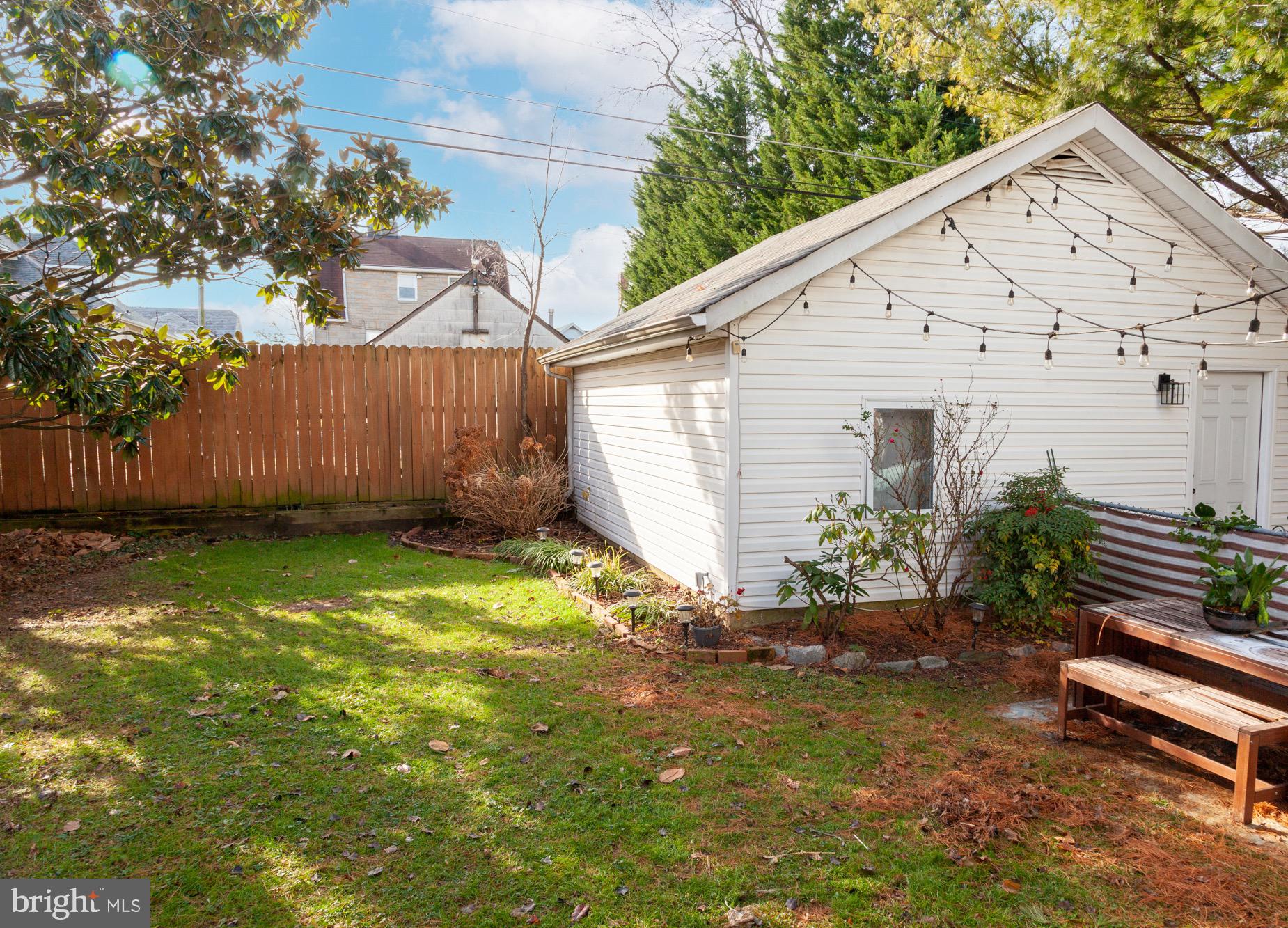 LAVENDER HILL - Residential