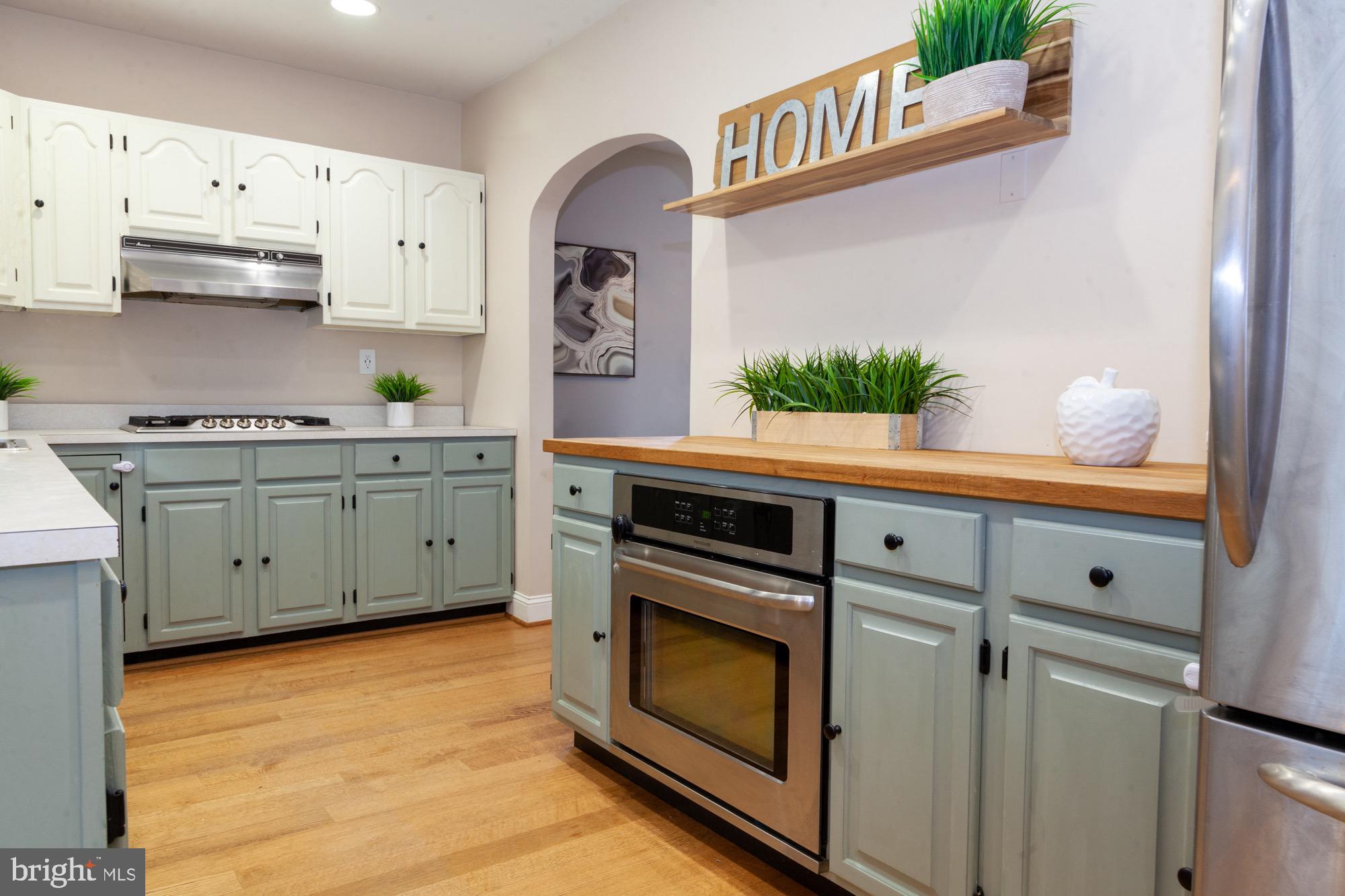 LAVENDER HILL - Residential