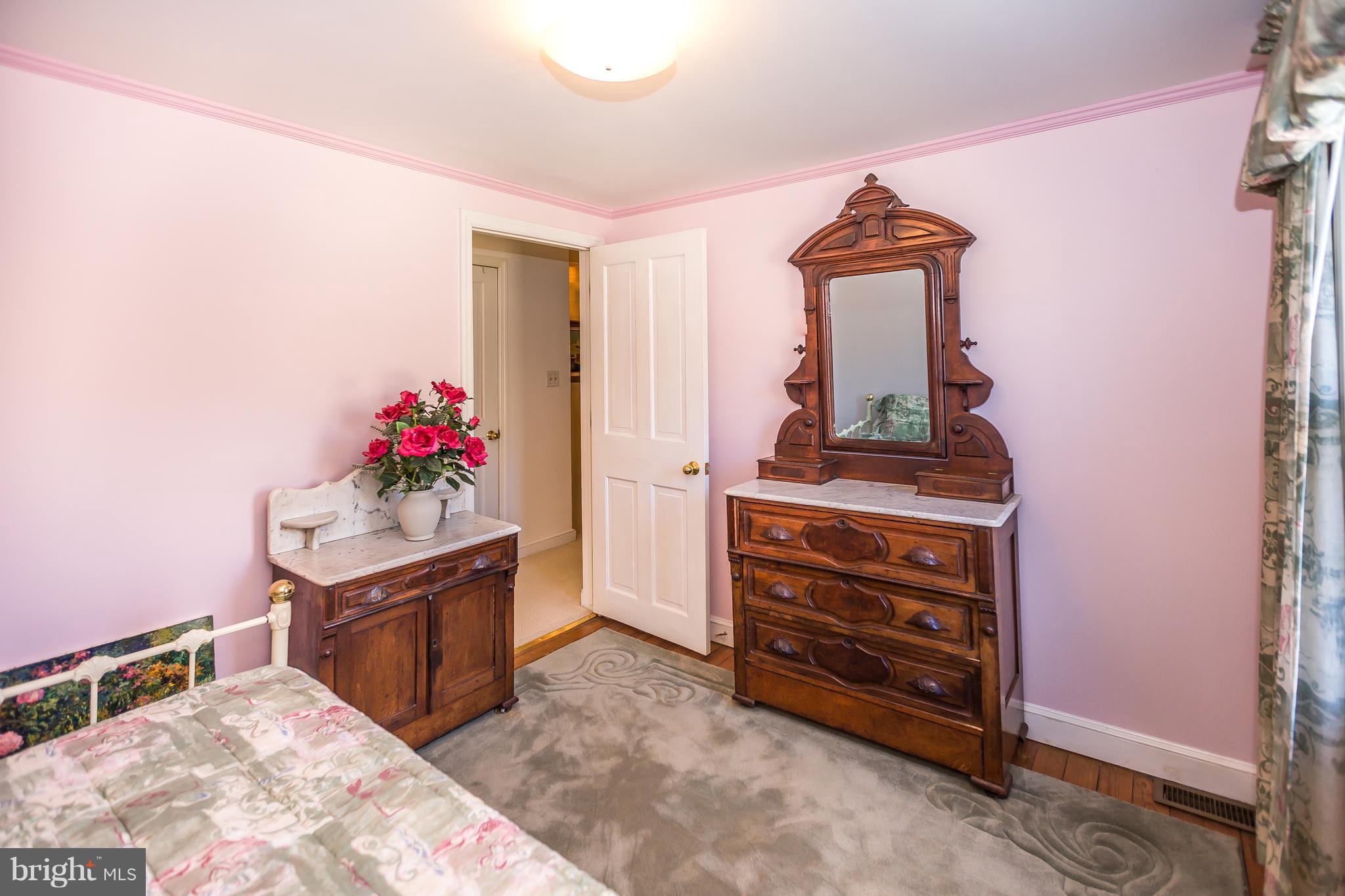 RUXTON - Residential