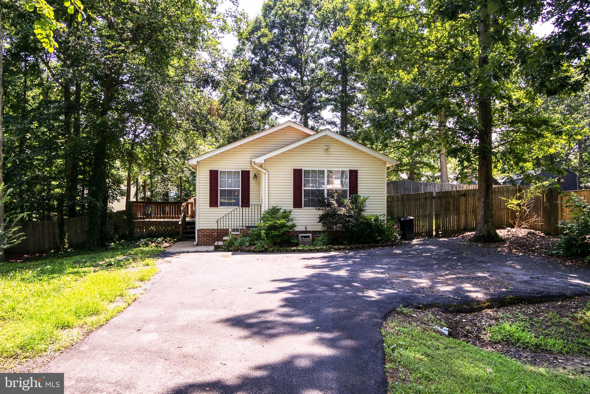 26082 CRESENT LANE