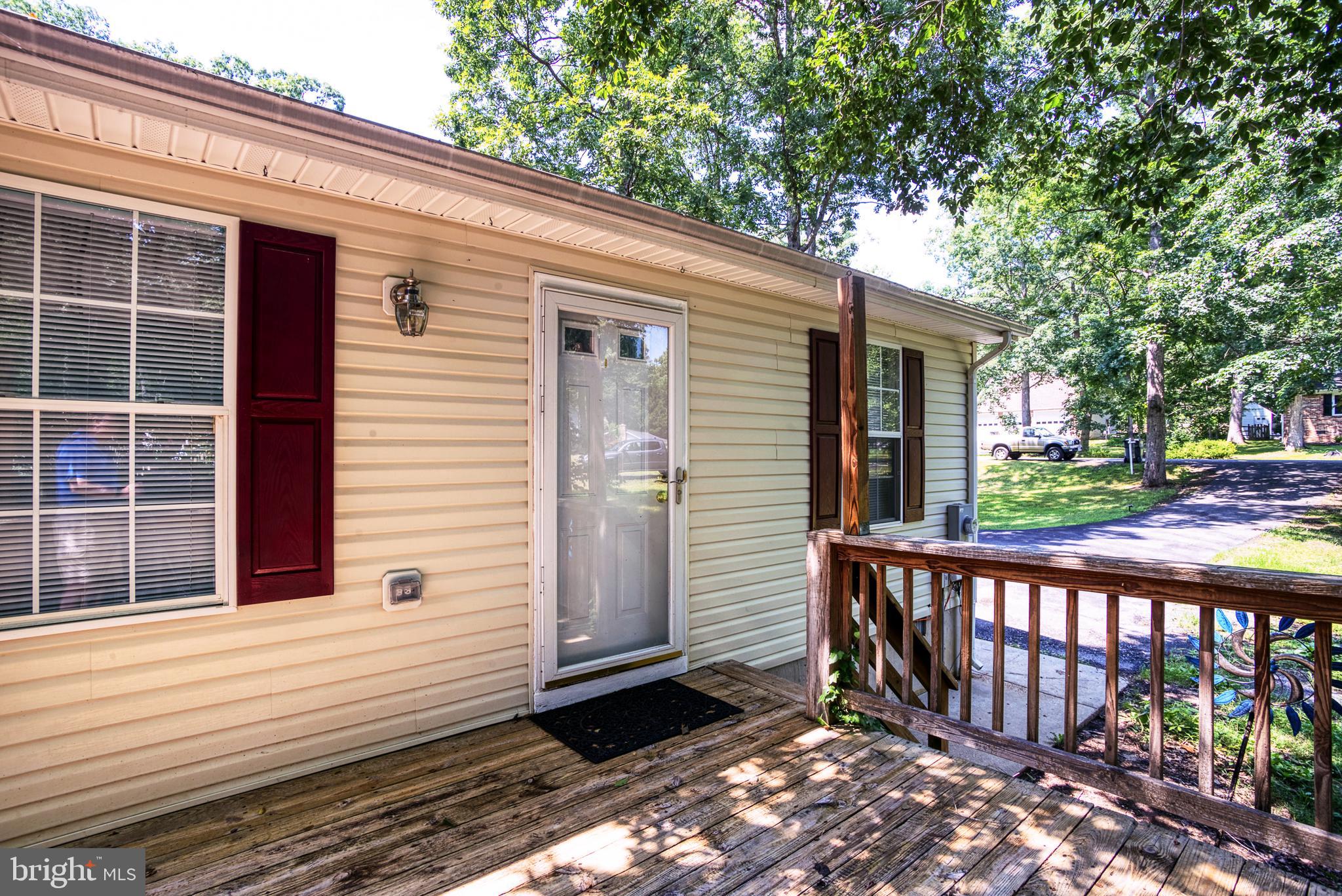 26082 CRESENT LANE