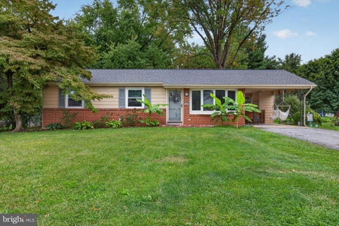Photo of 18 Skyport Road, MECHANICSBURG, PA 17050 (MLS # PACB2058726)