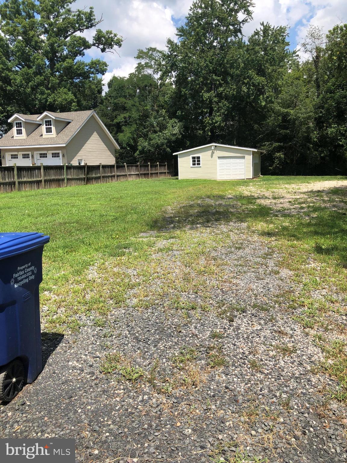 HYBLA VALLEY FARMS - Residential Lease