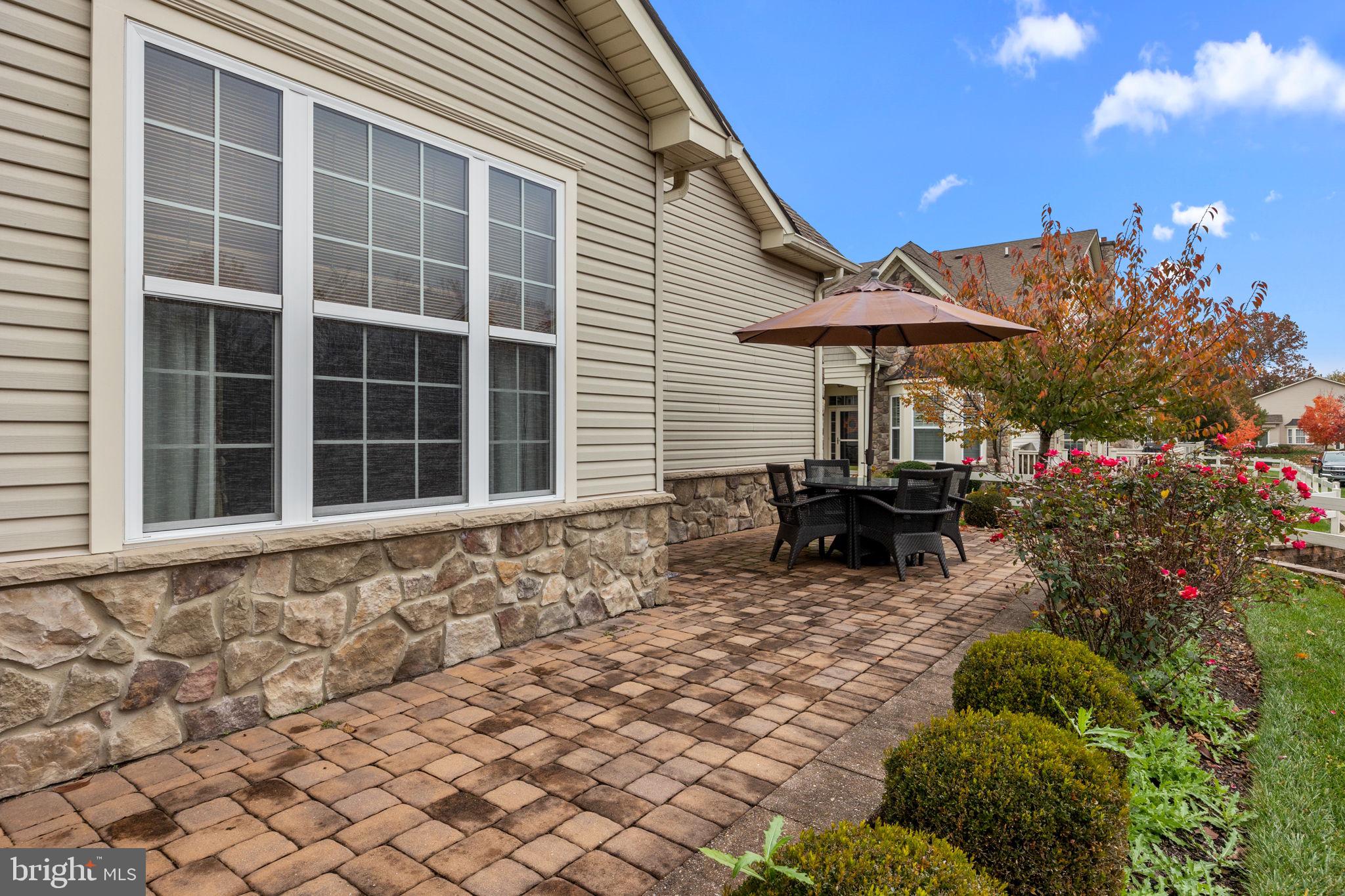 VILLAS OF NEWTOWN - Residential