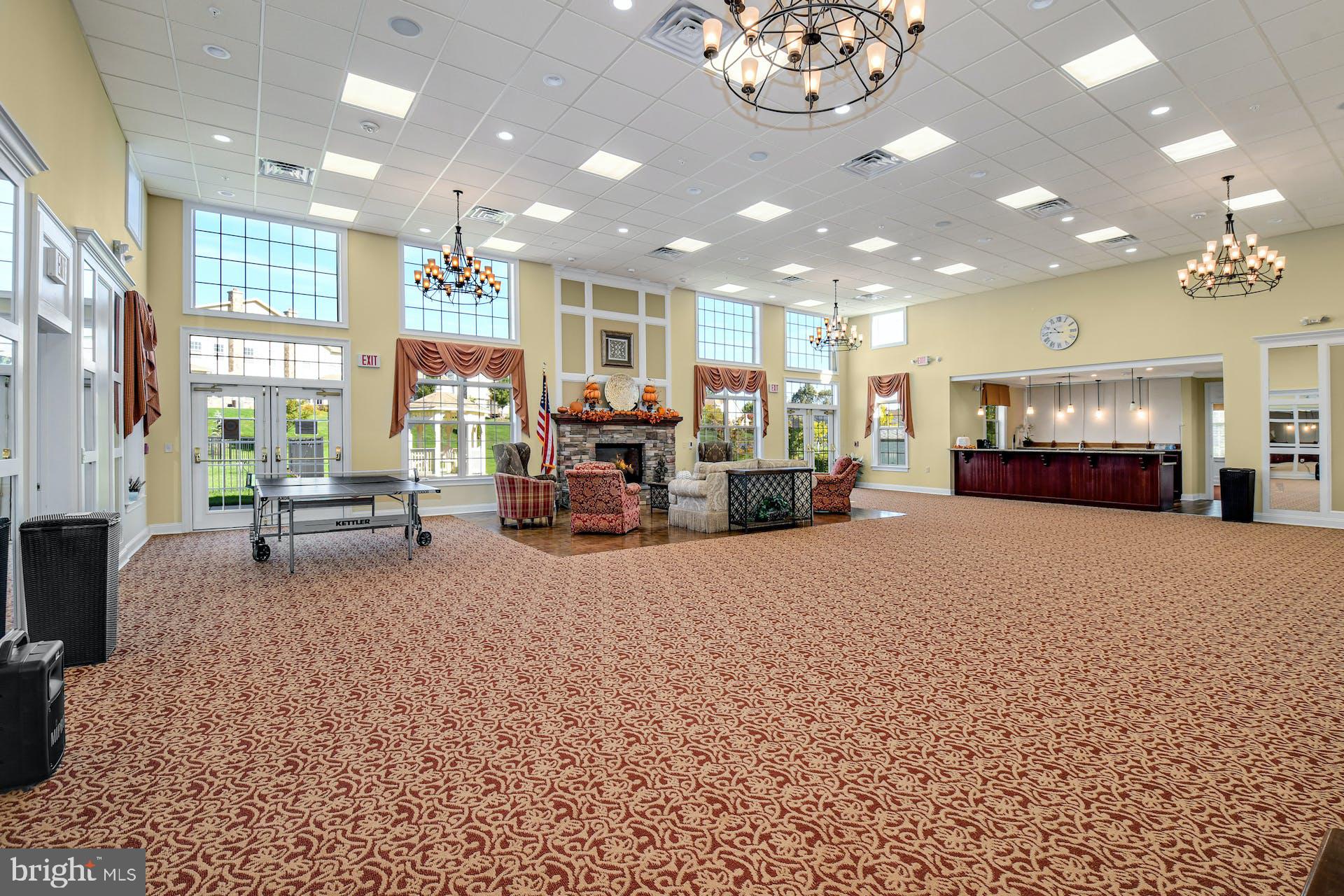 VILLAS OF NEWTOWN - Residential