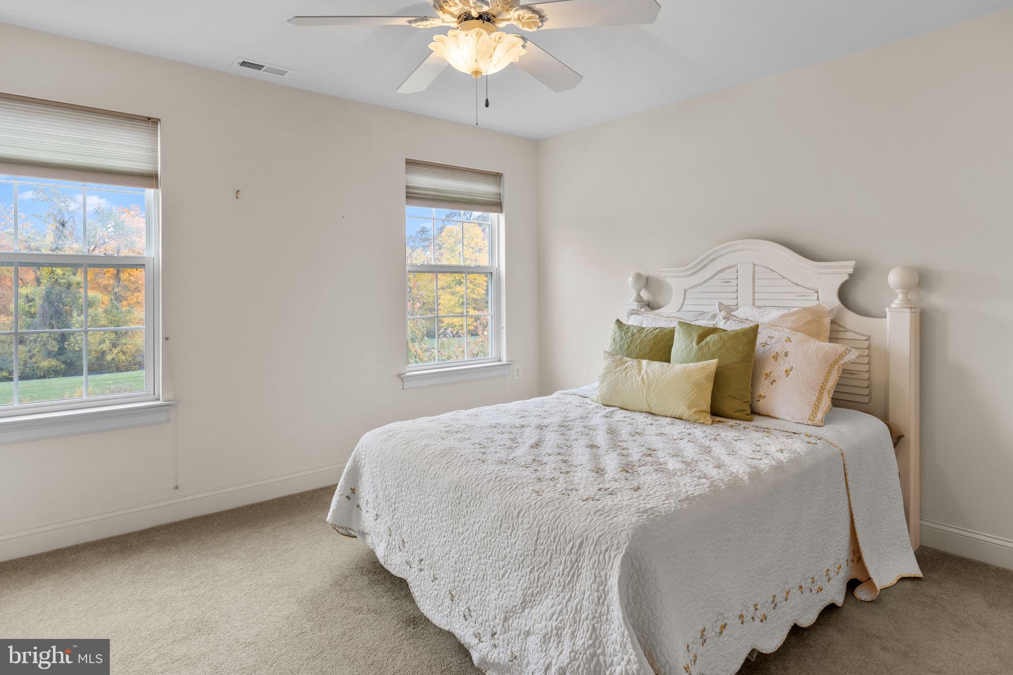 VILLAS OF NEWTOWN - Residential