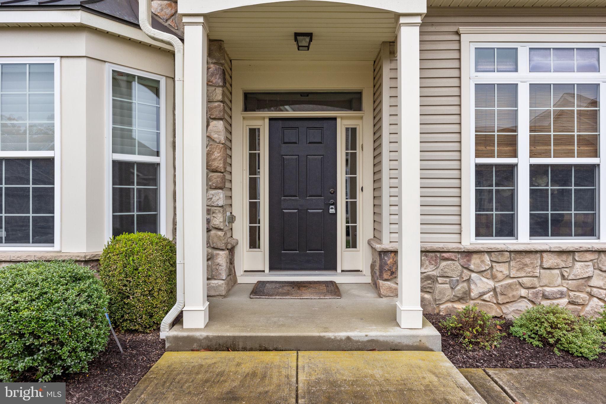 VILLAS OF NEWTOWN - Residential