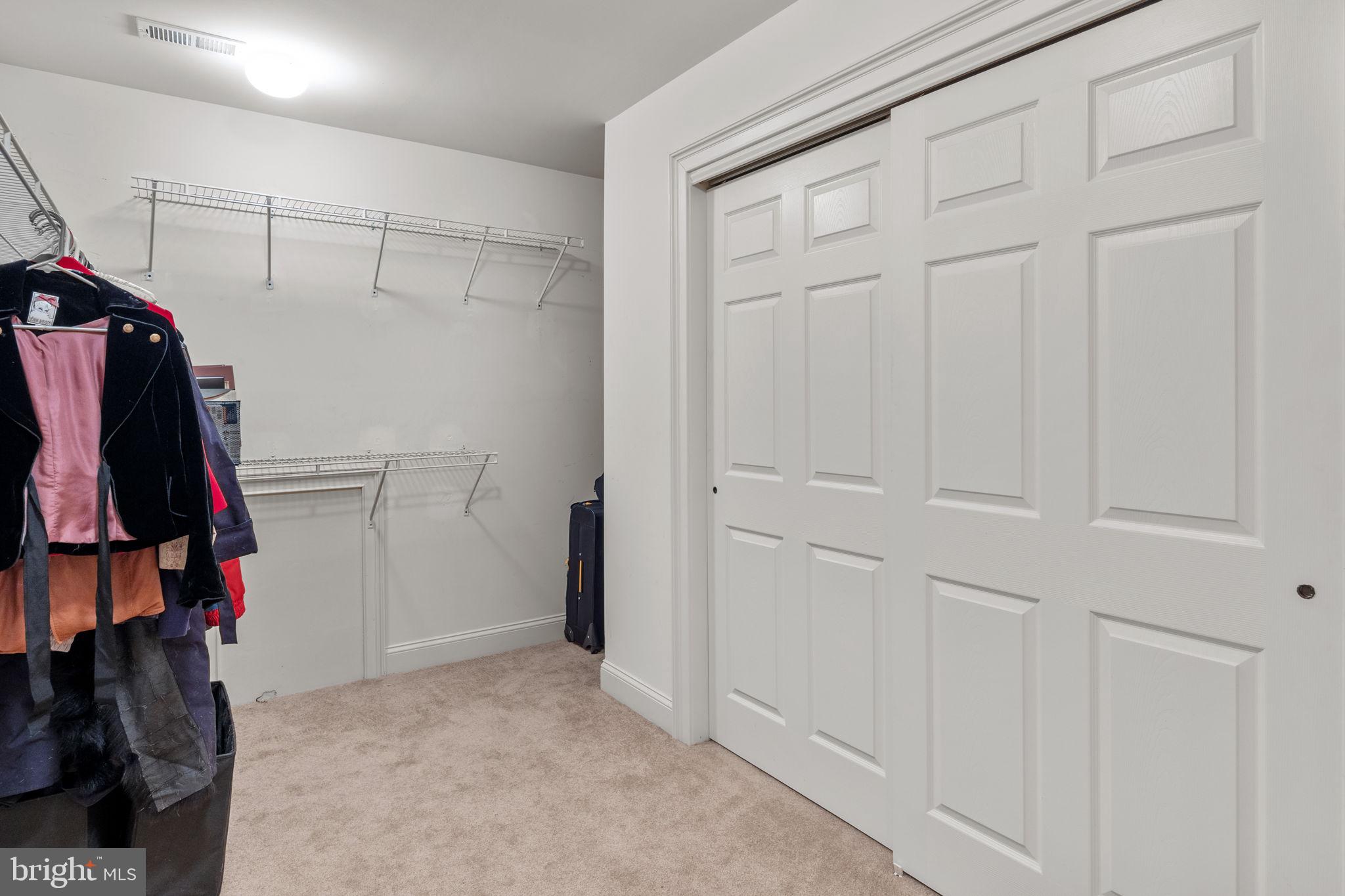 VILLAS OF NEWTOWN - Residential