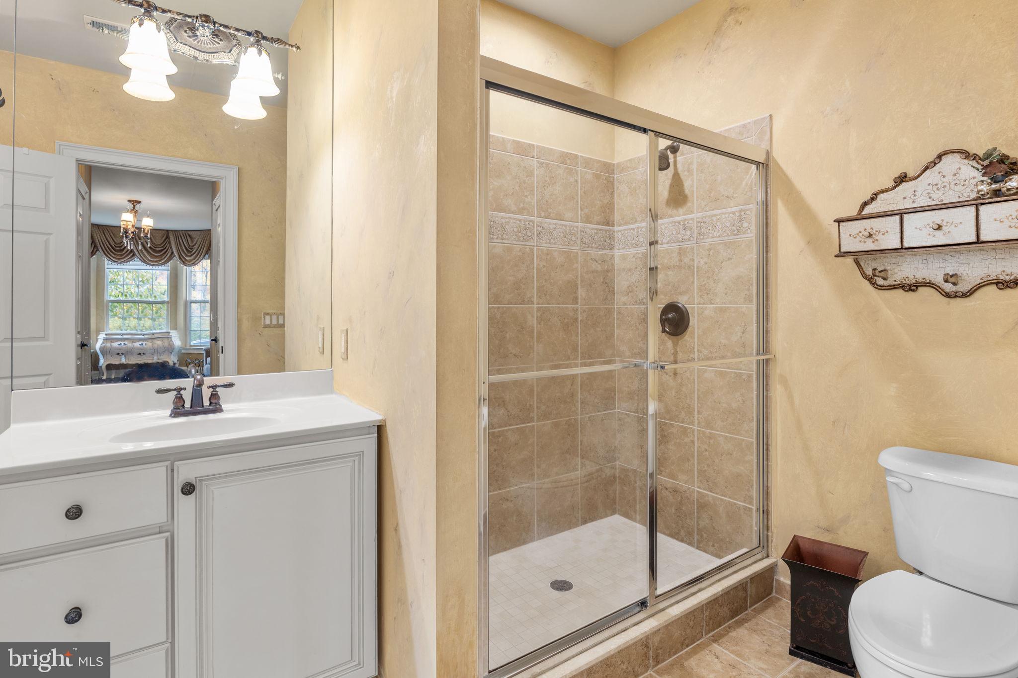 VILLAS OF NEWTOWN - Residential