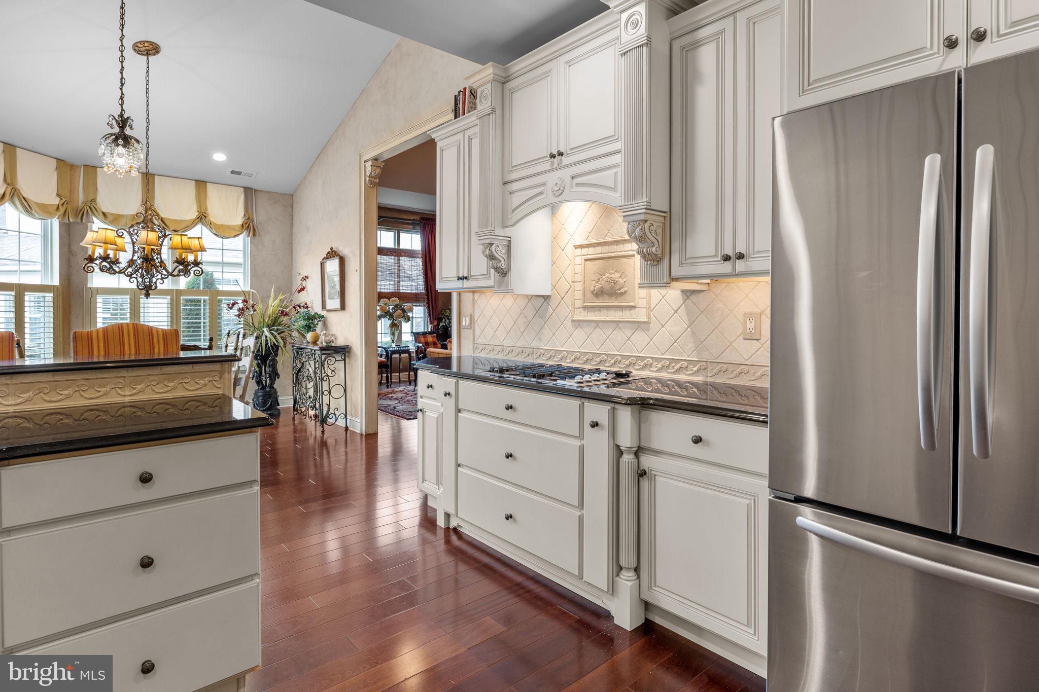 VILLAS OF NEWTOWN - Residential