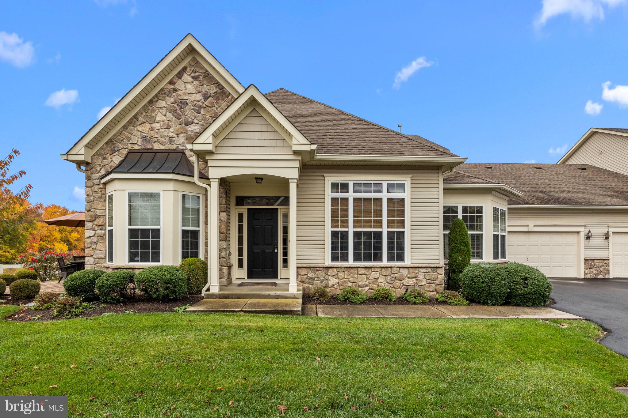 VILLAS OF NEWTOWN - Residential