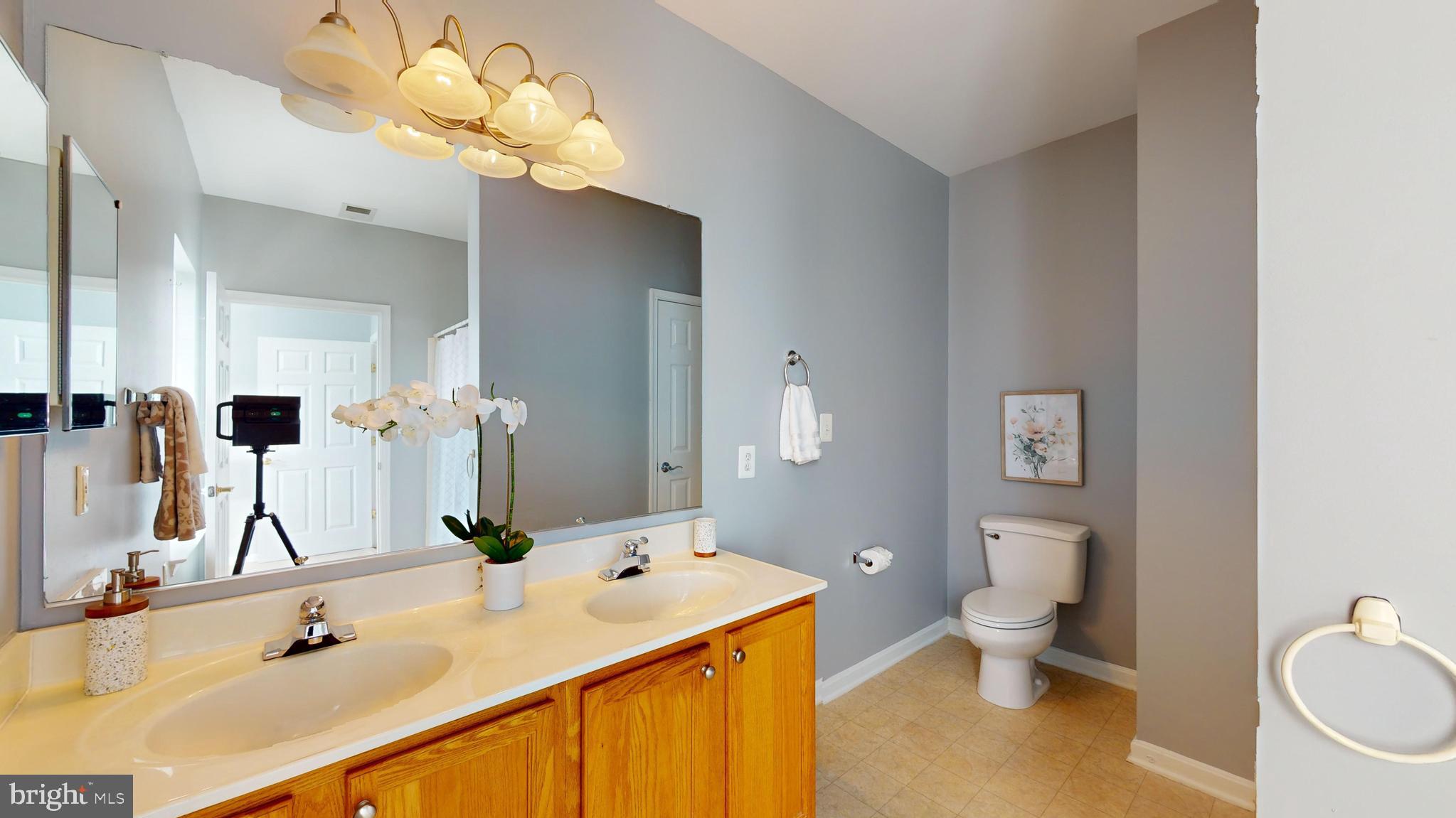 CAMERON GROVE - Residential