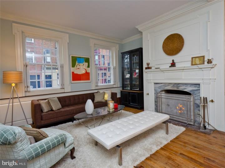 SOCIETY HILL - Residential