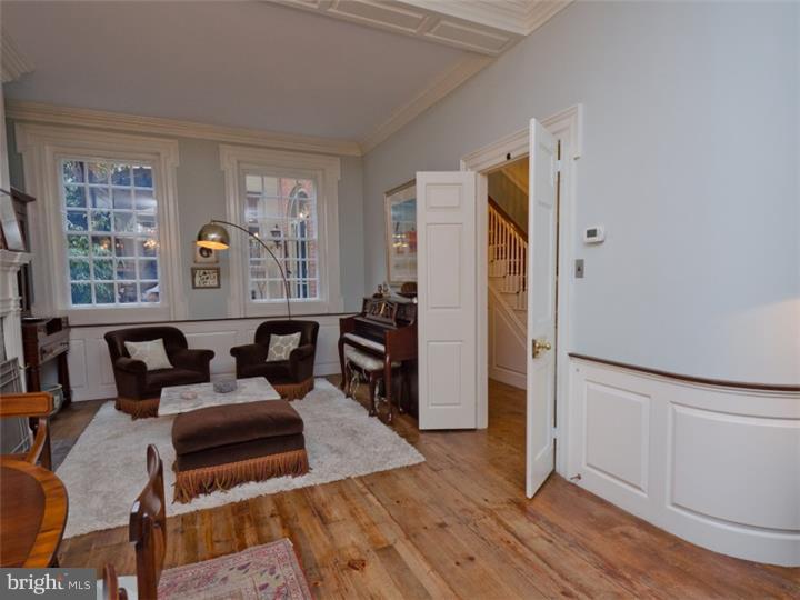 SOCIETY HILL - Residential