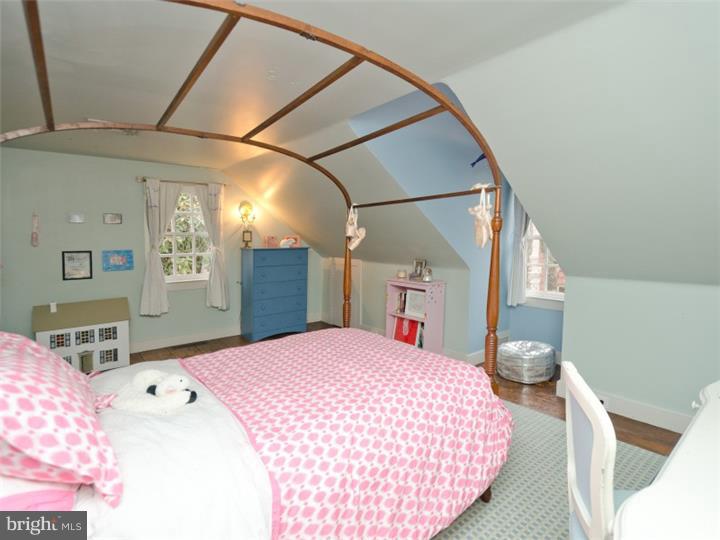 SOCIETY HILL - Residential