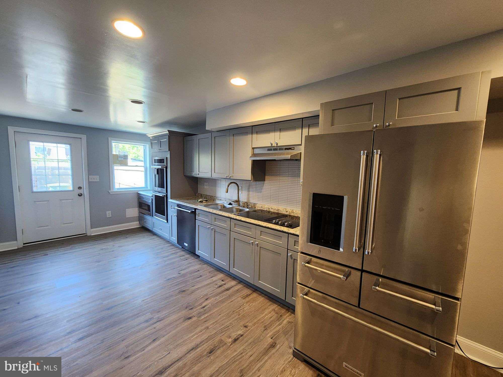 BALTIMORE HIGHLANDS - Residential