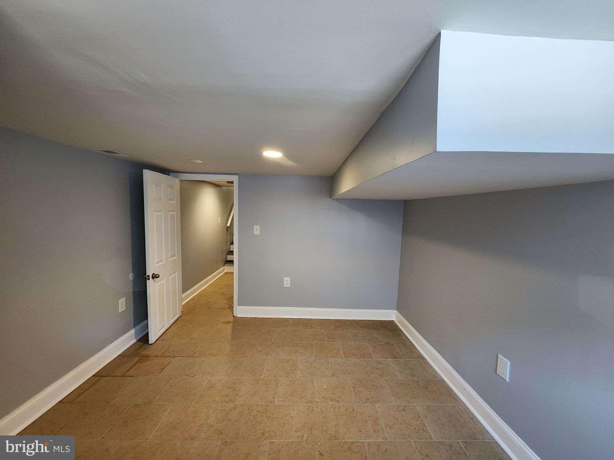 BALTIMORE HIGHLANDS - Residential