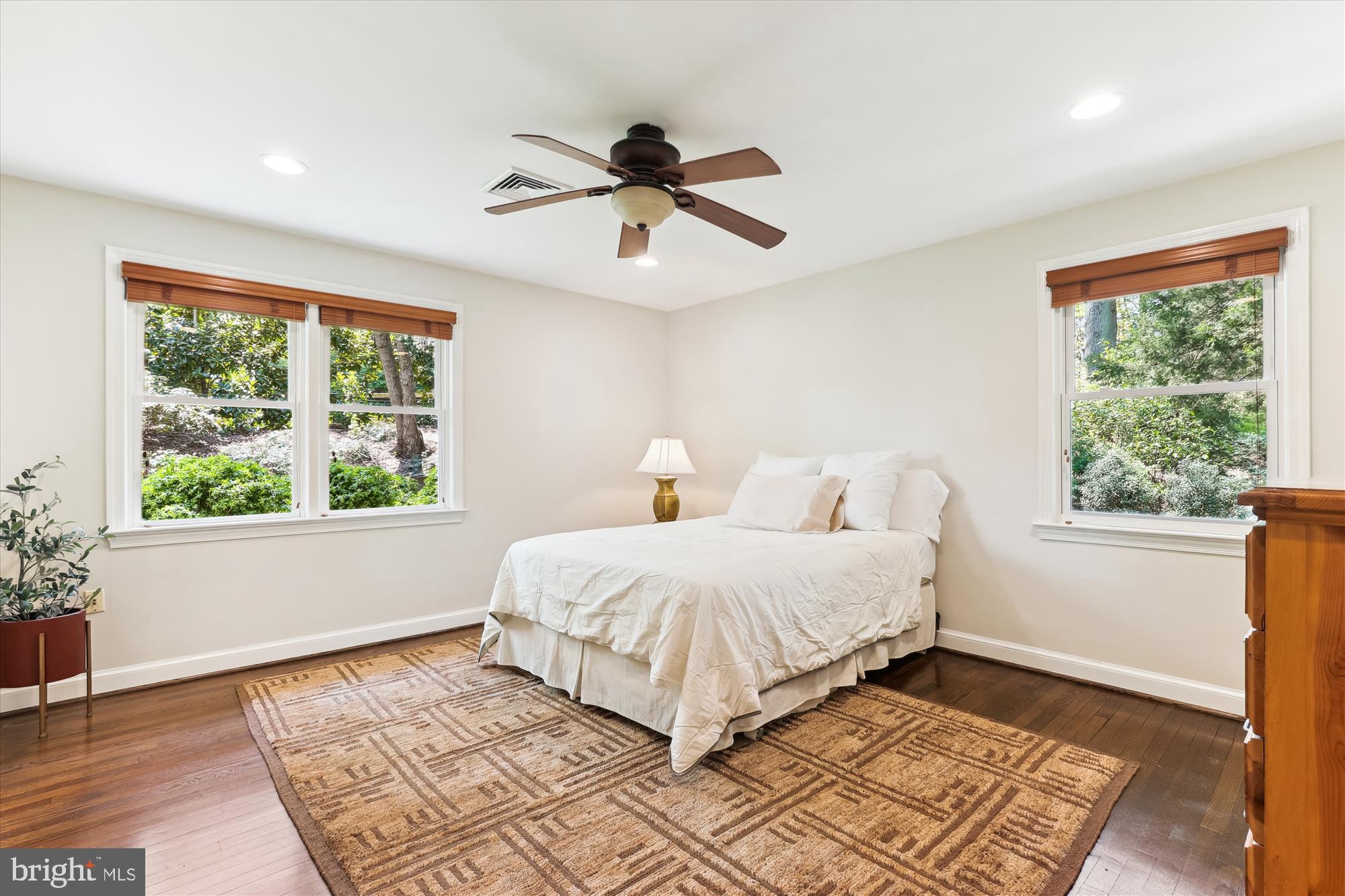 CHESTERBROOK - Residential