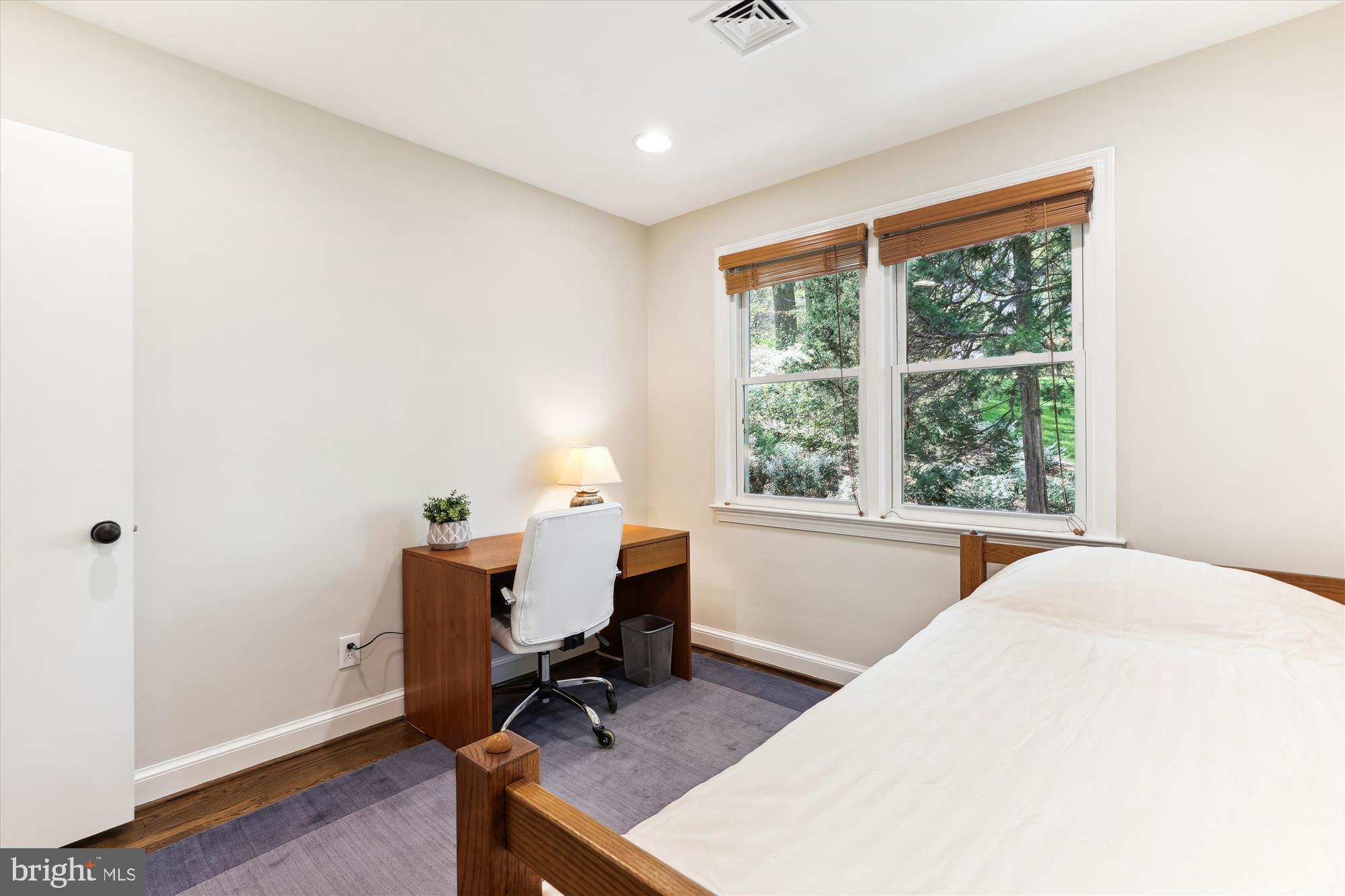 CHESTERBROOK - Residential