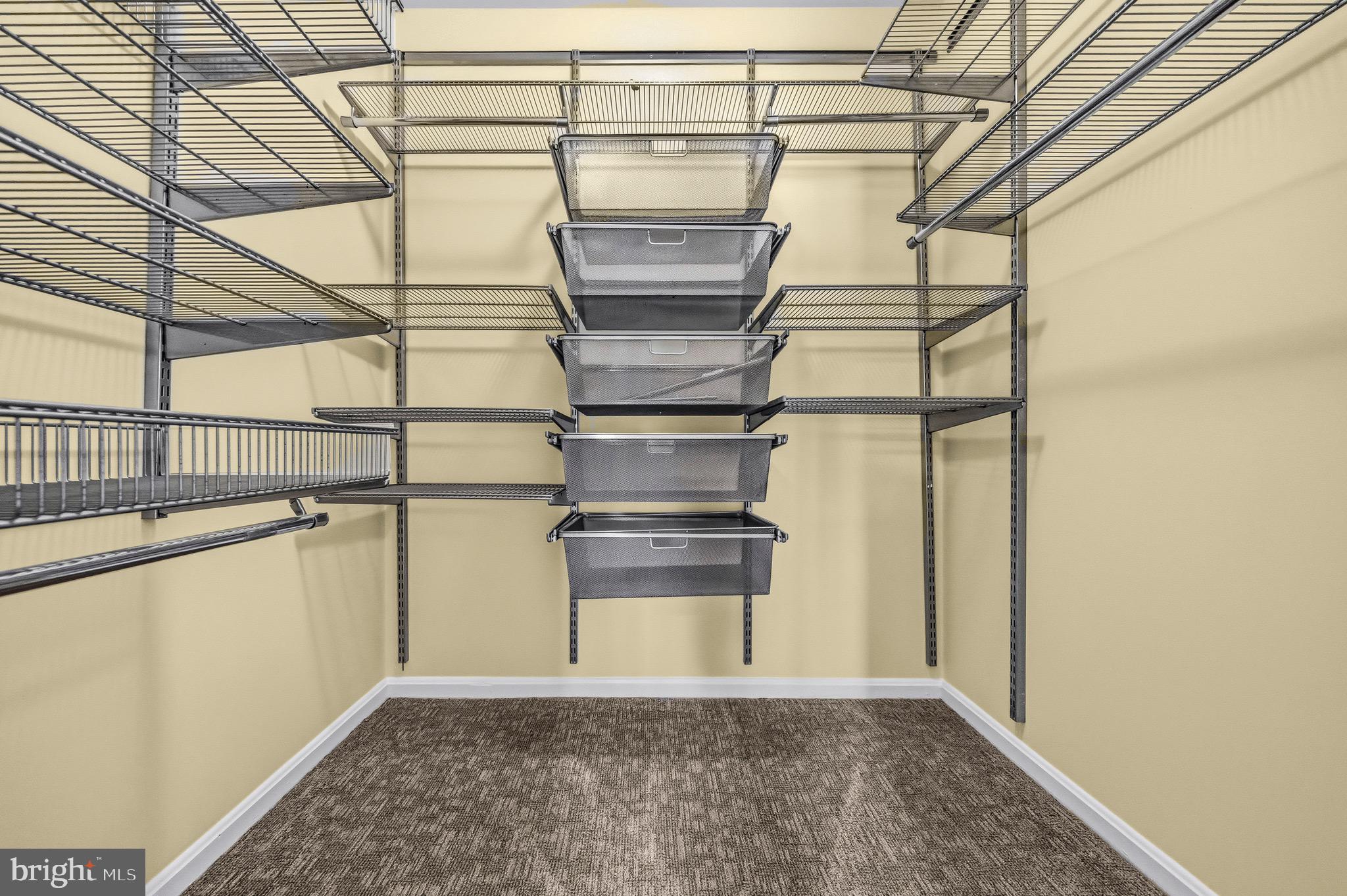 GLENSFORD - Residential