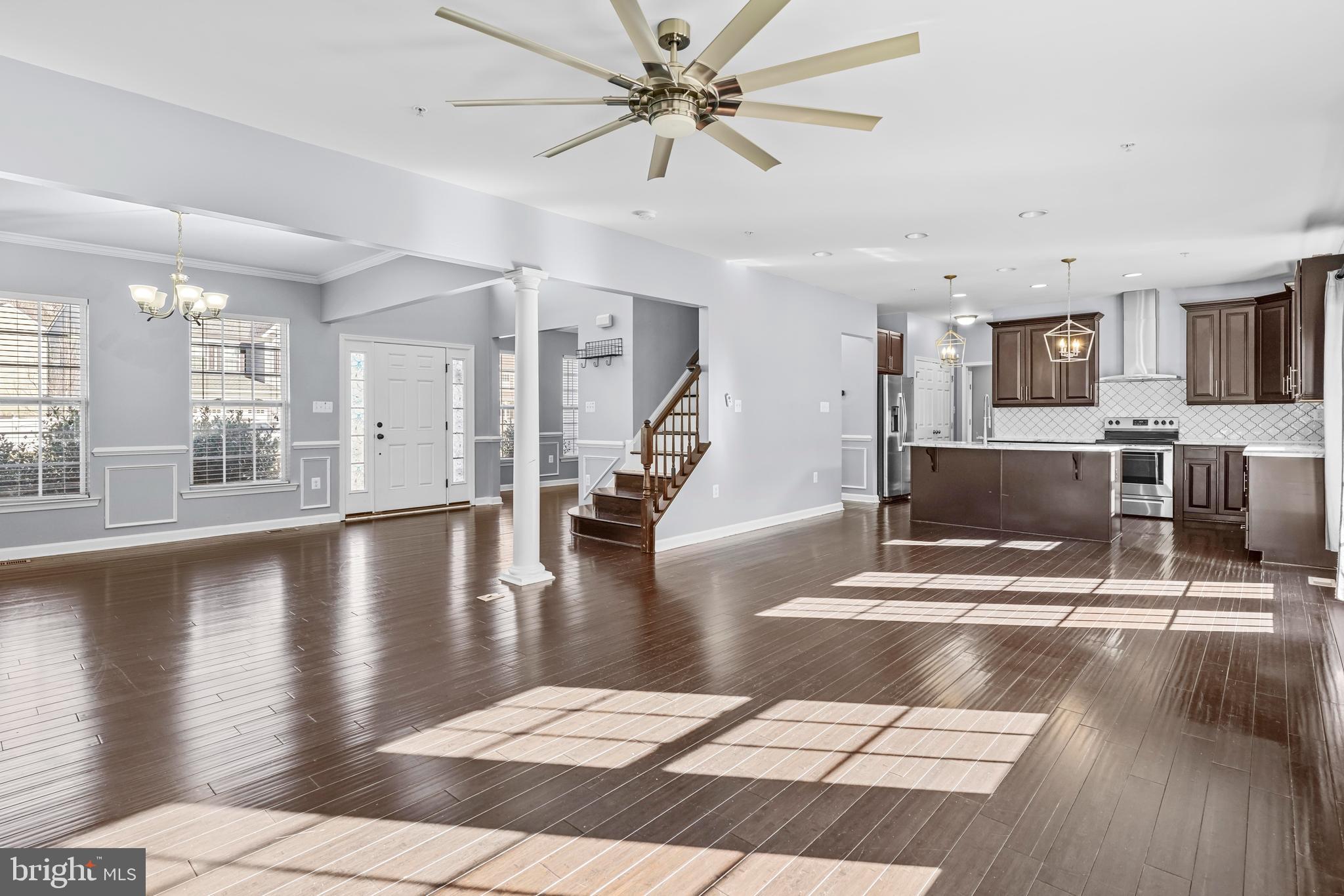 ELIZABETH HILLS PHASE 4 - Residential Lease