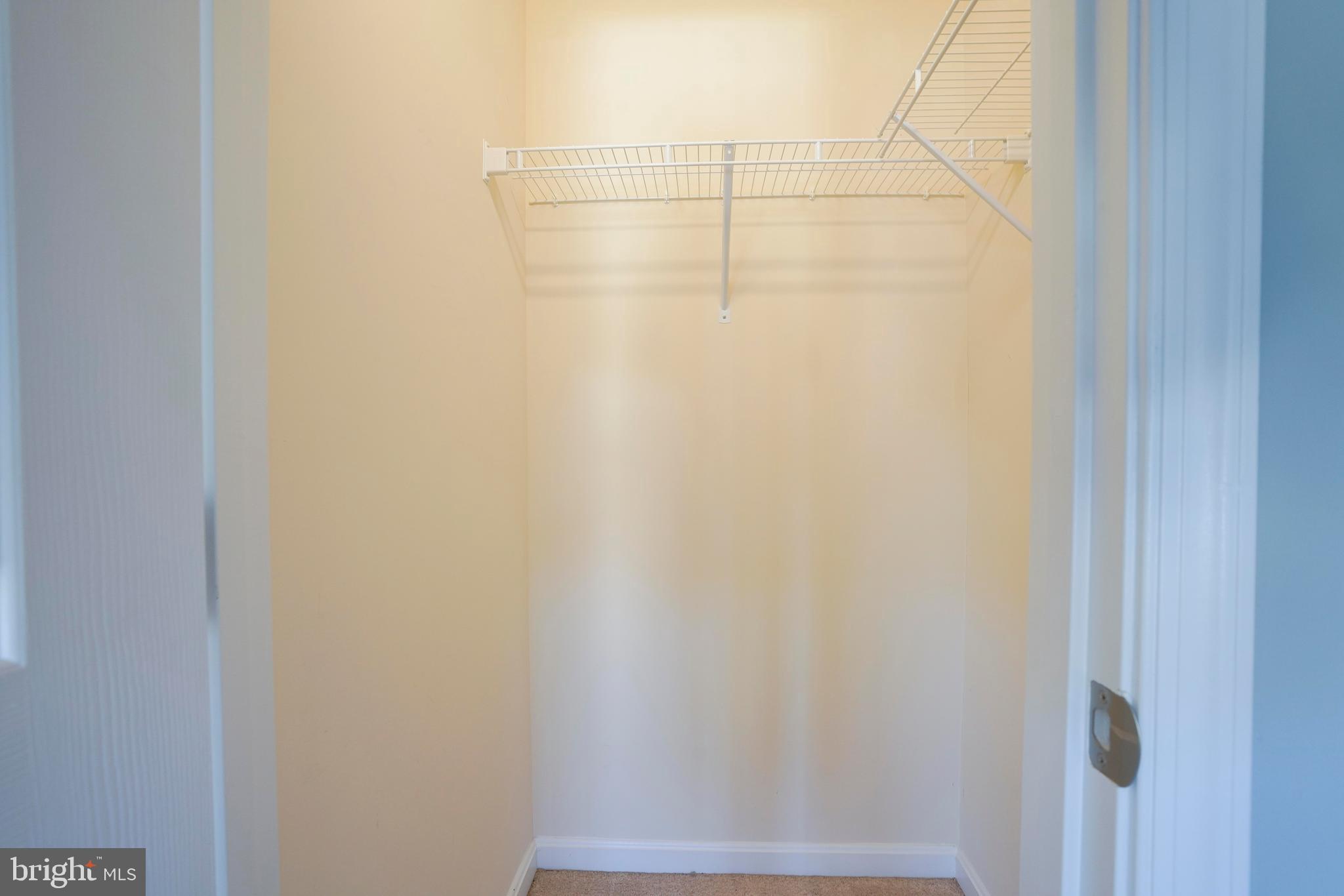 ELIZABETH HILLS PHASE 4 - Residential Lease