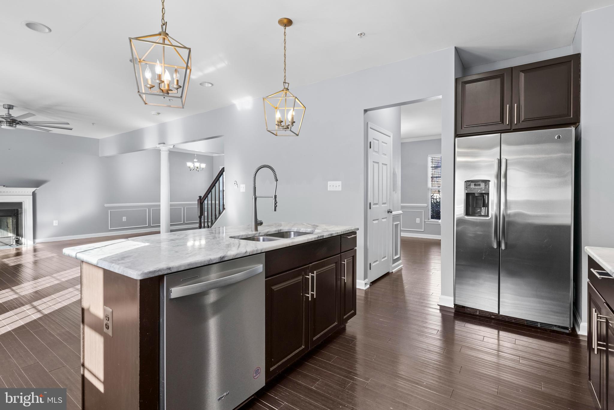 ELIZABETH HILLS PHASE 4 - Residential Lease