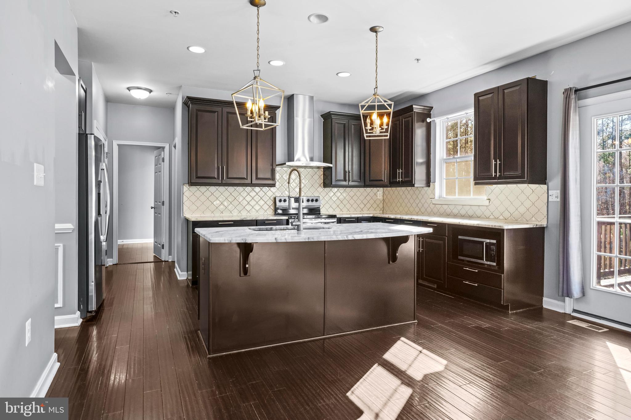 ELIZABETH HILLS PHASE 4 - Residential Lease