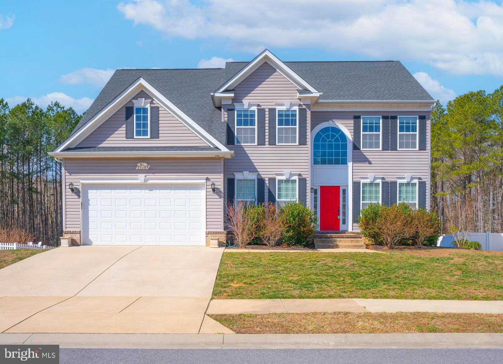 ELIZABETH HILLS PHASE 4 - Residential Lease