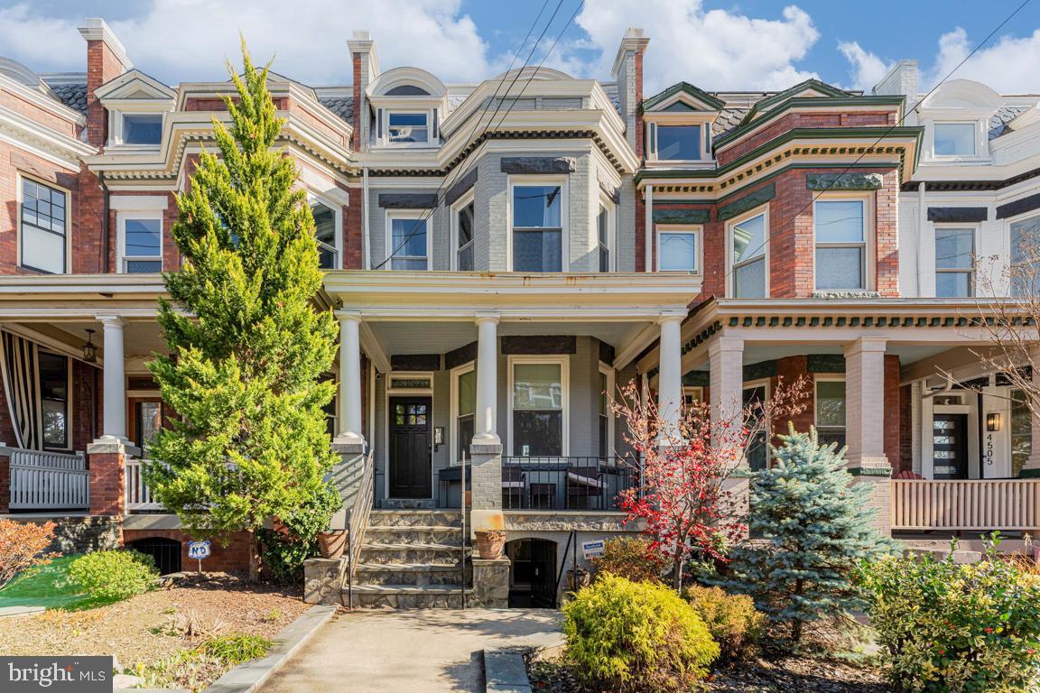 4509 15TH STREET NW B