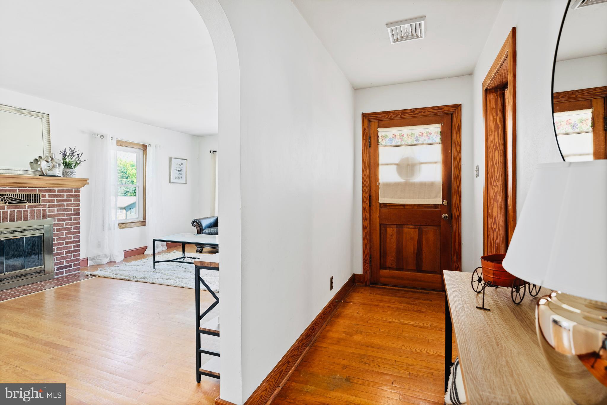 HALLWOOD HEIGHTS - Residential