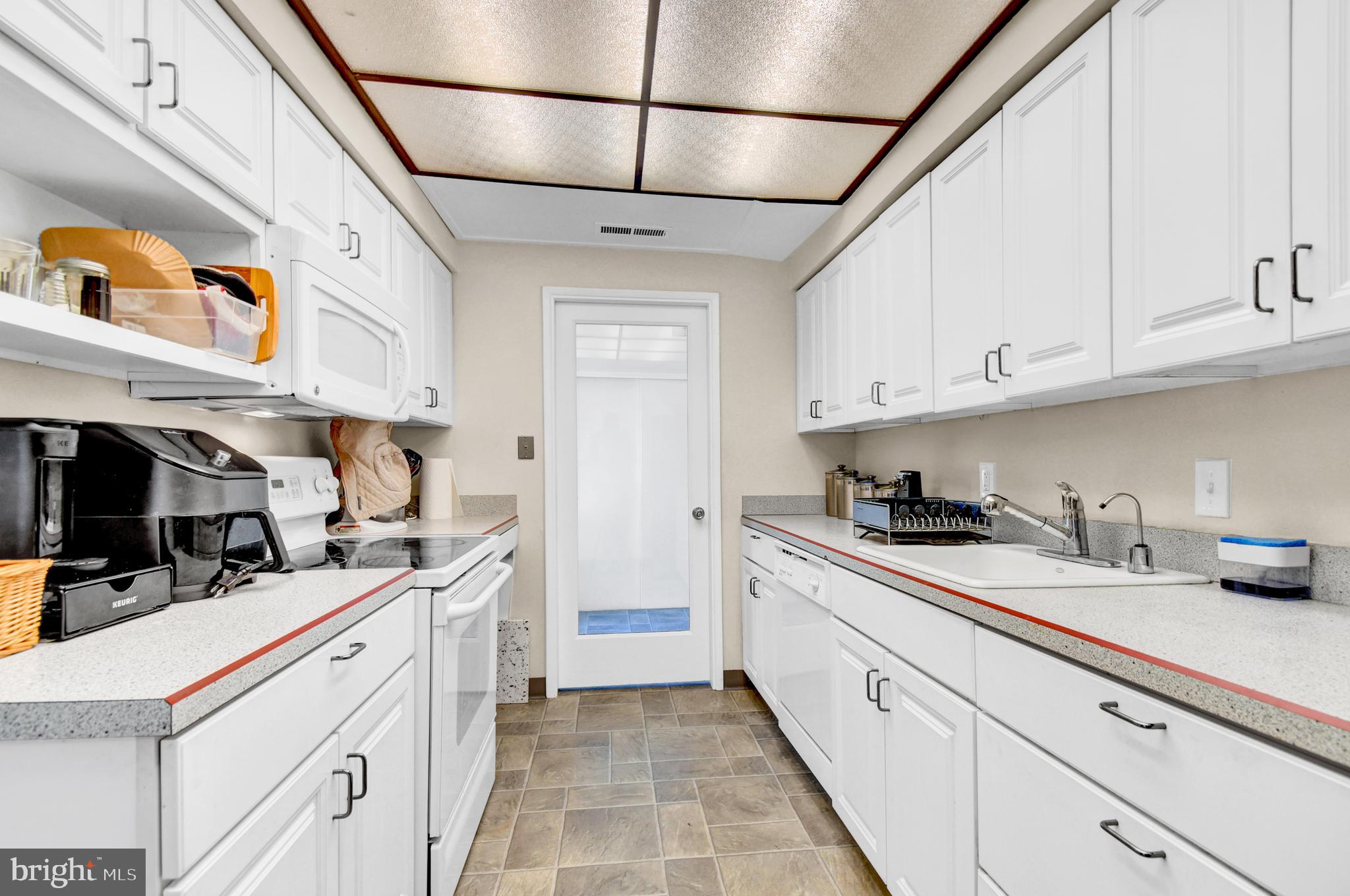 ROSSMOOR MUTUAL #13 - Residential