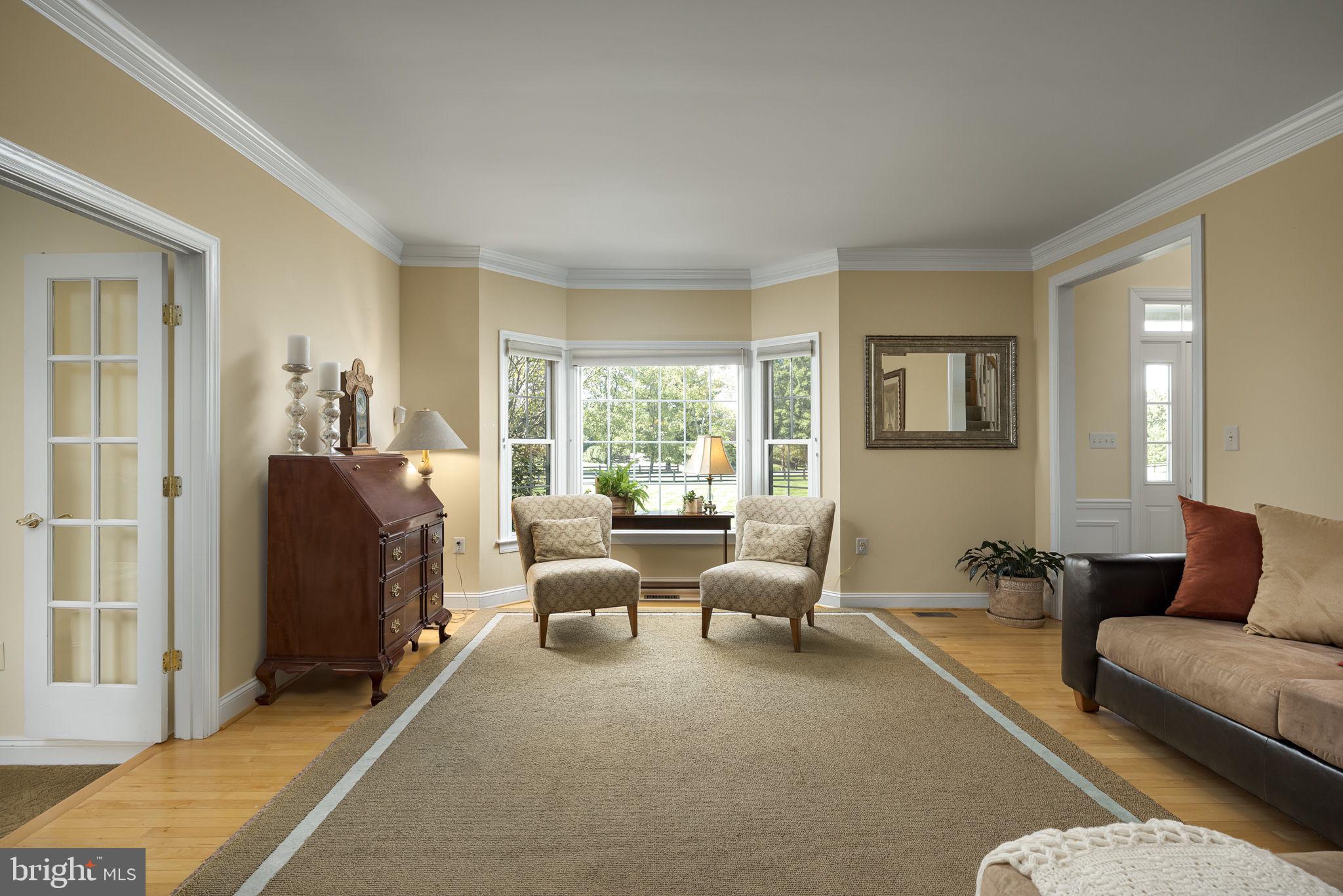 FARMINGTON ON THE GREEN - Residential