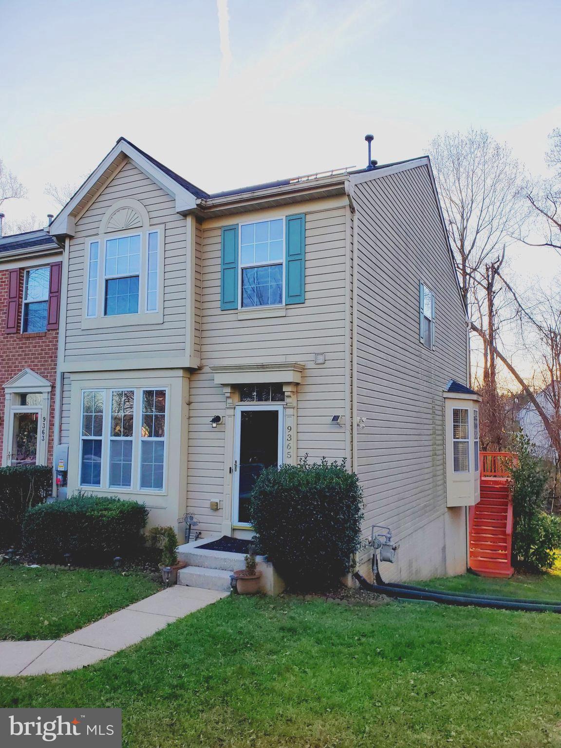 End of Group with SOLAR PANELS and NEW ROOF! Prime location End Unit in OwingsChoice. This 3Bedroom 3.5 Full Bath End unit has a lot to offer. There is a 4th room in basement that can be used as an office or an extra bedroom. It has a walkout basement with a FULLBATH and FIREPLACE. The first thing you will notice is the character and charm of this home with a welcoming floor plan and updated kitchen appliances, Cherry wood cabinets, vaulted ceiling master bedroom, great yard space, patio deck....5min drive to new shopping center and highways.