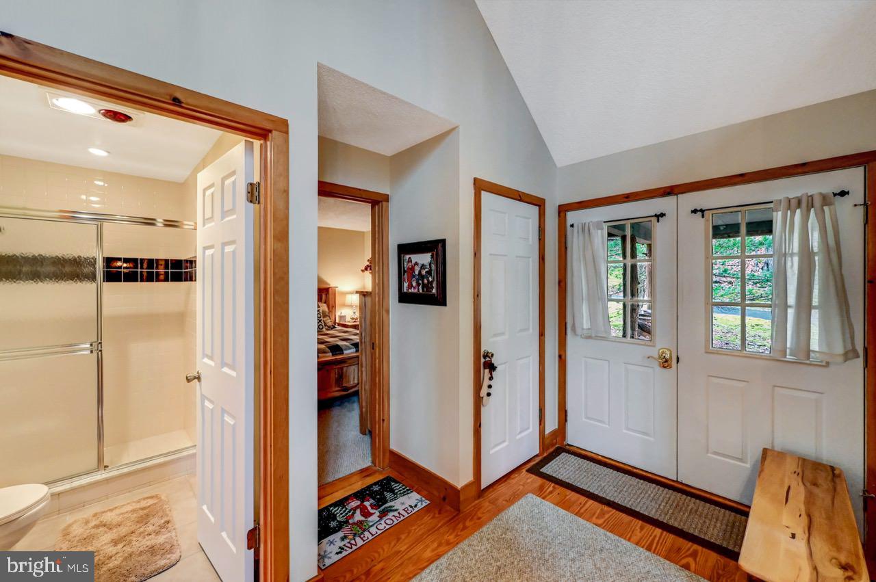 SNOW RIDGE VILLAGE - Residential