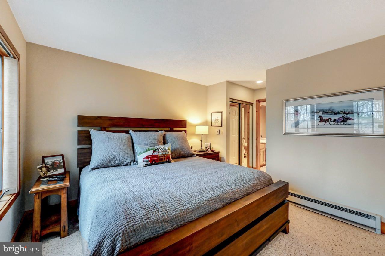 SNOW RIDGE VILLAGE - Residential