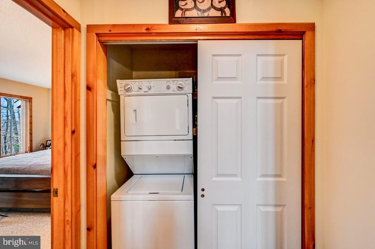 SNOW RIDGE VILLAGE - Residential