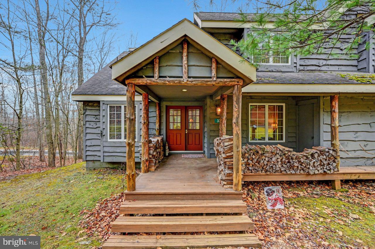 SNOW RIDGE VILLAGE - Residential